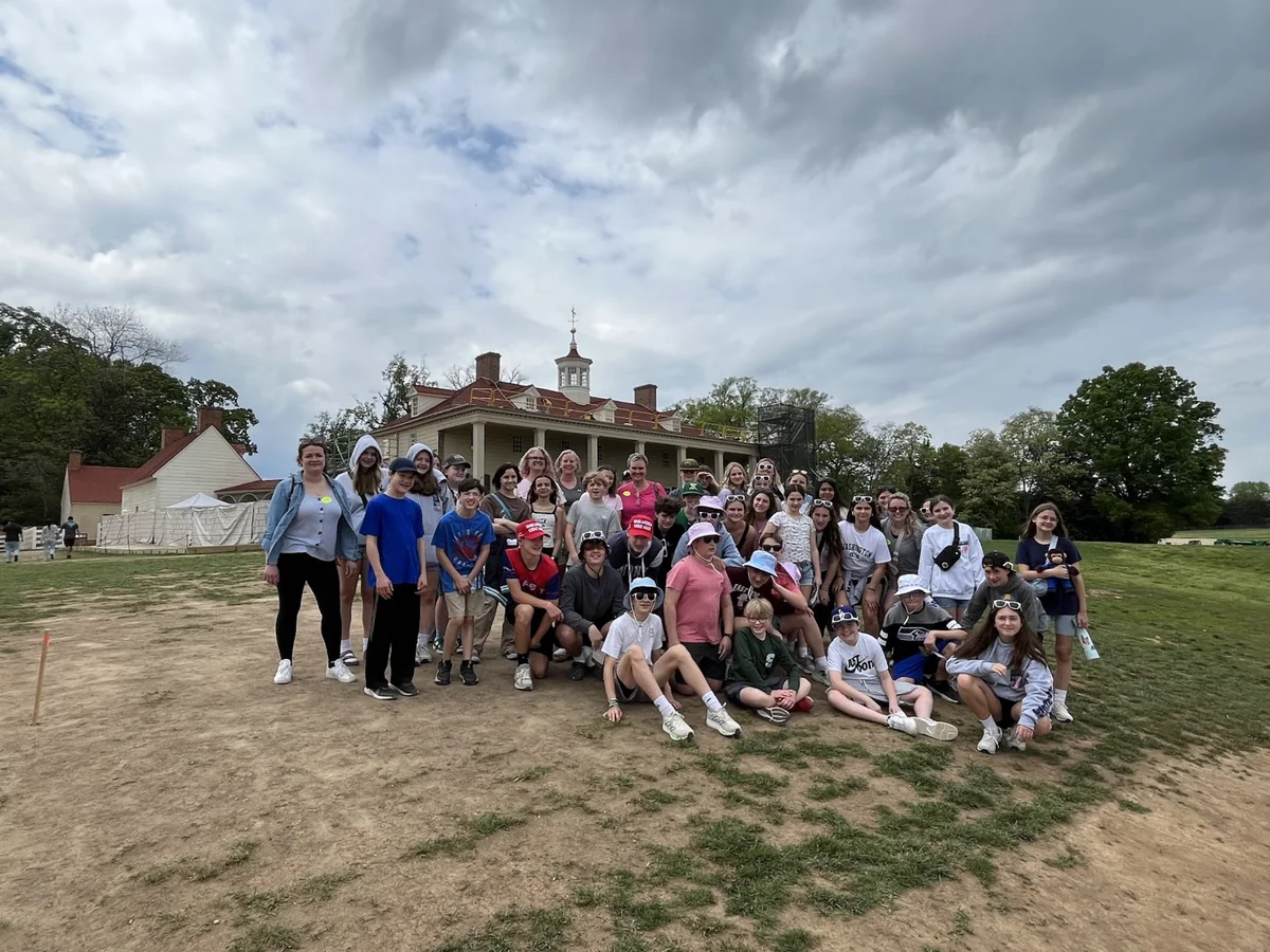 A Landmark student group on the lawn at George Washington’s Mount Vernon Estate