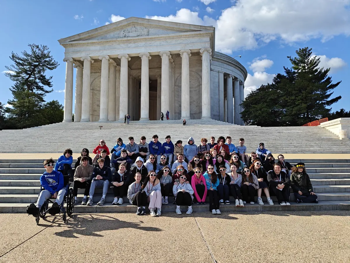 A Landmark student group on the steps of the Jefferson Memorial in Washington, D.C.
