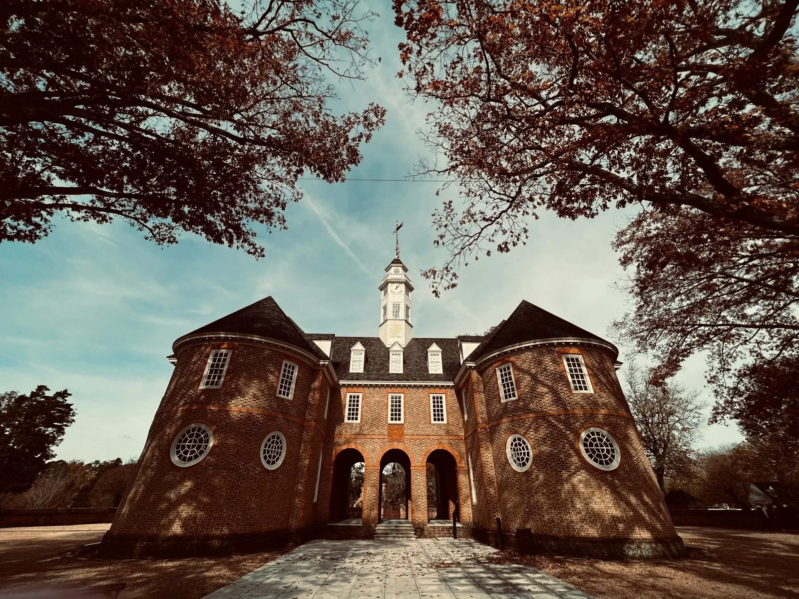 Historic brick building in Colonial Williamsburg